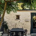 Zero Neuf Bed & Breakfast *