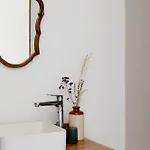 Zero Neuf Bed & Breakfast